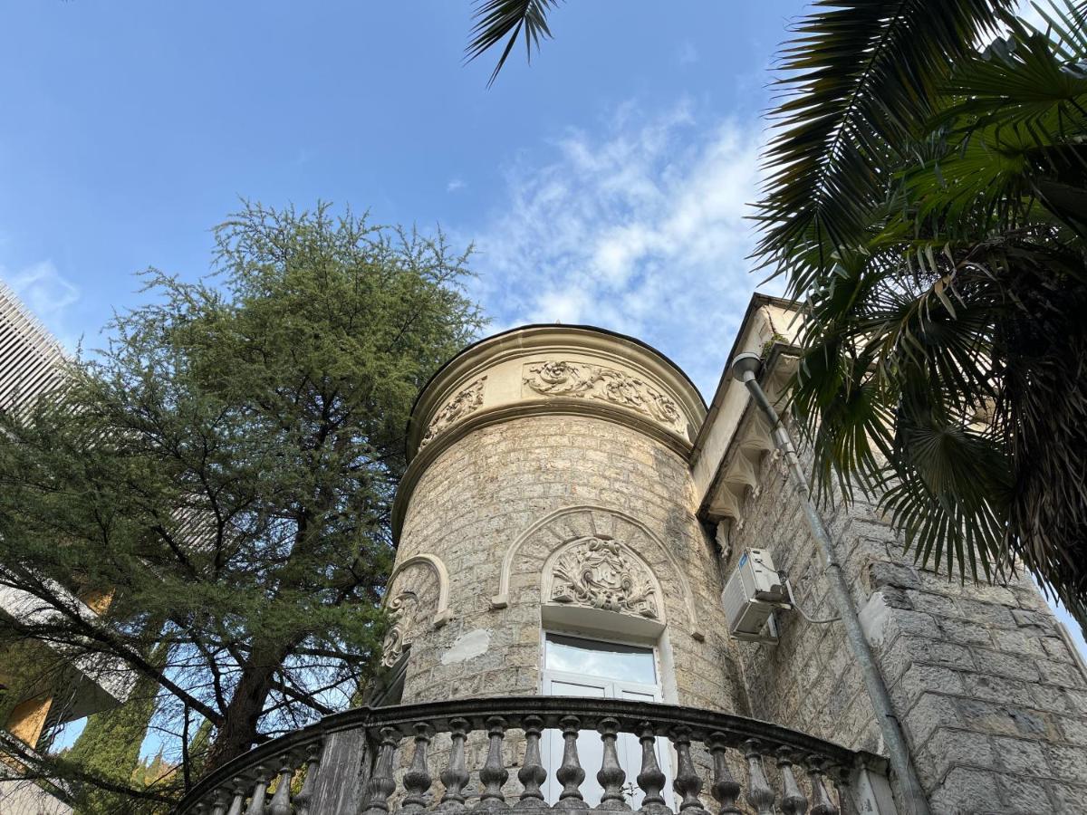 Gagra Hotel Printsevskii Zamok Exterior foto